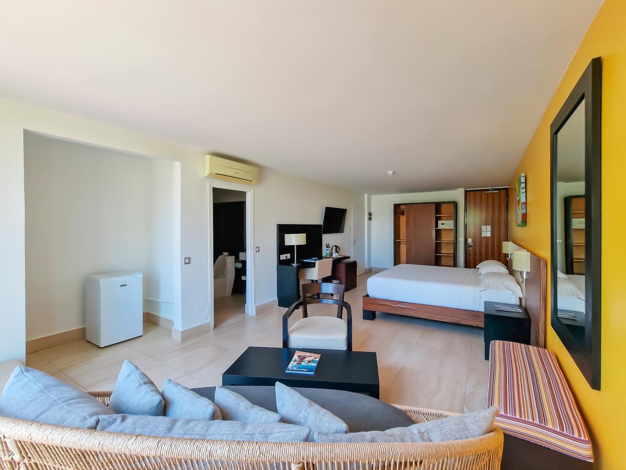Hommage Hotel & Residences Байе-Неттл Экстерьер фото